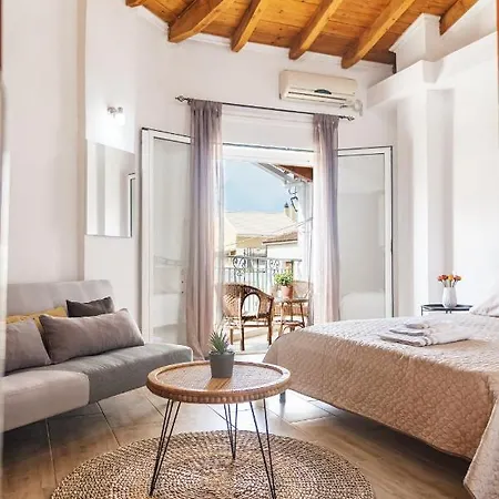 Balkonaki Lefkimmi (Corfu)